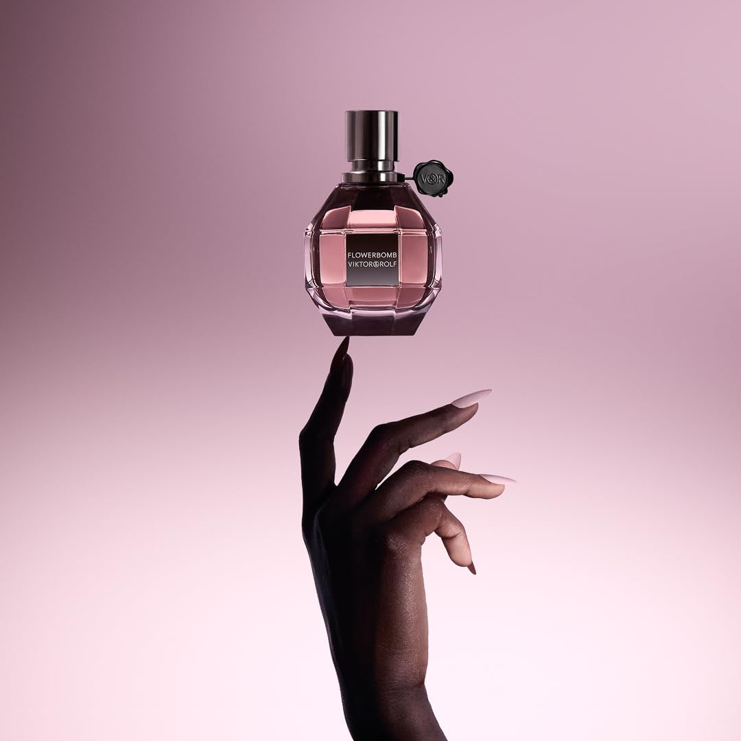 Viktor&Rolf - Flowerbomb Eau De Parfum - Women'S Perfume - Floral & Woody - with Notes of Rose, Peony & Patchouli